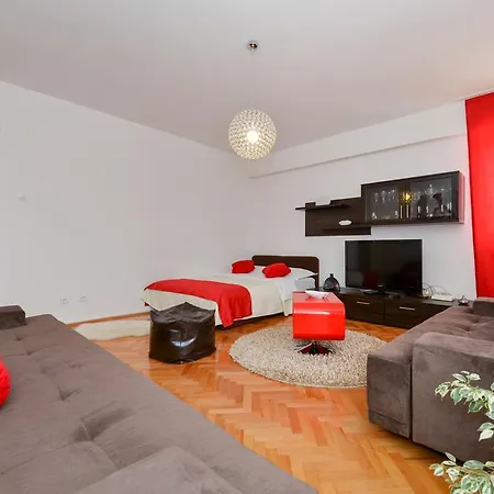 Apartament Forum